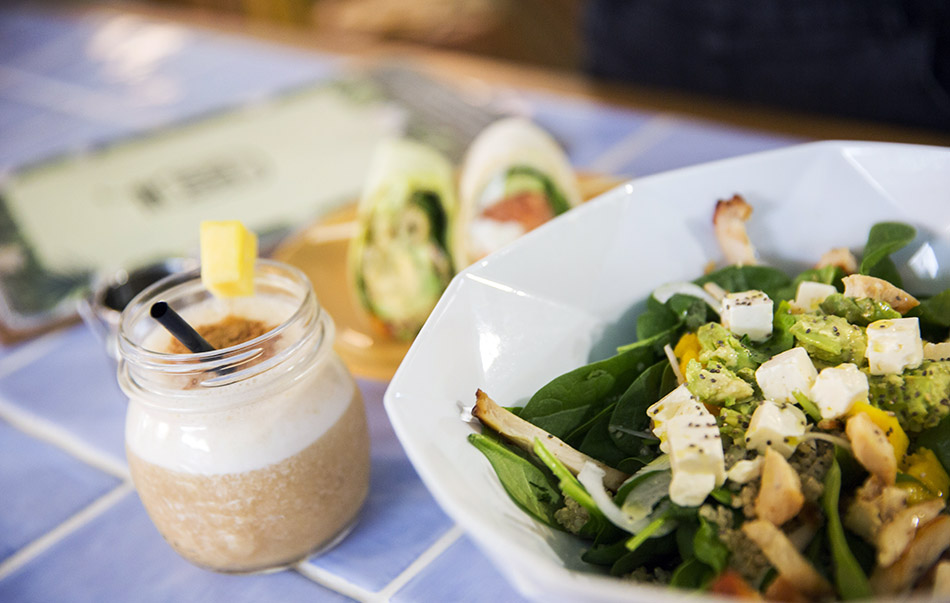 bdeli-rawcoco-healthy-food-restaurant-salads-10